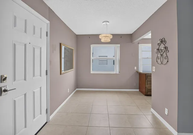 5th image of 701 Burgundy O, Delray Beach, FL 33484 | MLS# B26060691