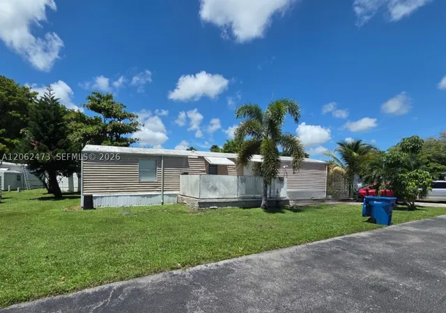 Manufactured home for sale at 5351 Sw 35Th St, Davie, FL 33314 | MLS# A12062473