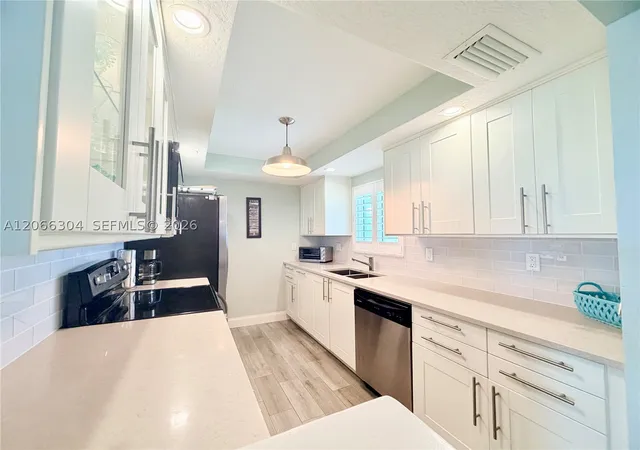 Photo 1 of Condo for sale at 100 Silver Beach Ave #720, Daytona Beach, FL 32118 | MLS# A12066304 | Listing updated on 2026-09-30