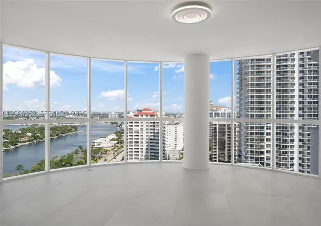 Photo 3 of Condo for sale at 6301 Collins Ave #2307, Miami Beach, FL 33141 | MLS# A12066352 | Listing updated on 2026-08-06
