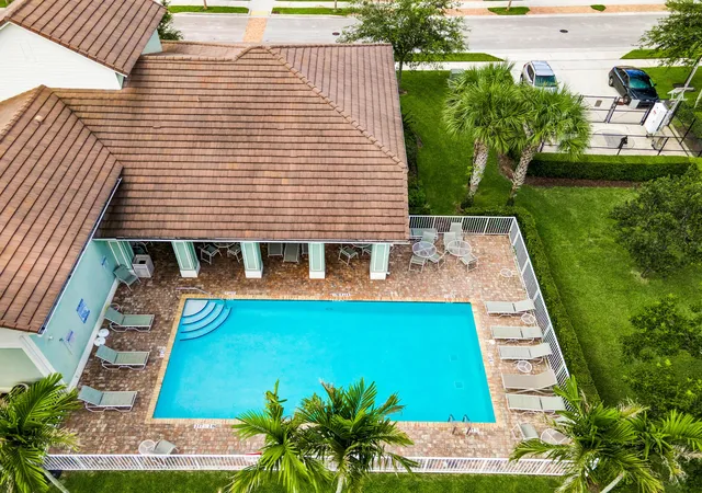 45th image of 50 Palm Ln, Royal Palm Beach, FL 33411 | MLS# B26060762