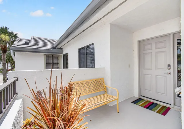 3rd image of 15790 Loch Maree Ln, Delray Beach, FL 33446