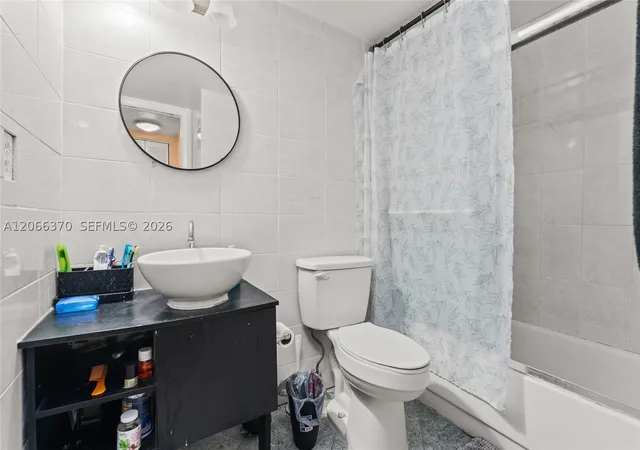2nd image of 511 Shady Pine Wy, Green Acres, FL 33415