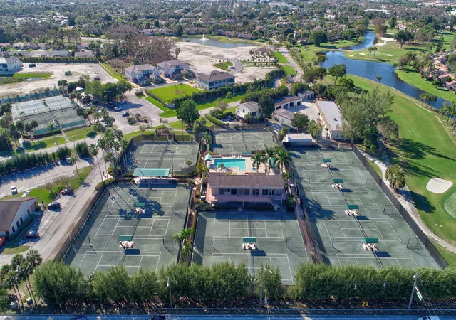 2nd image of 8545 Casa Del Lago, Boca Raton, FL 33433