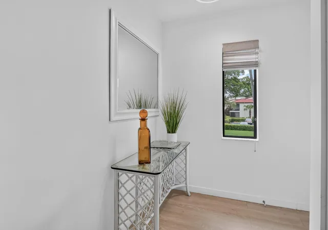 5th image of 8545 Casa Del Lago, Boca Raton, FL 33433