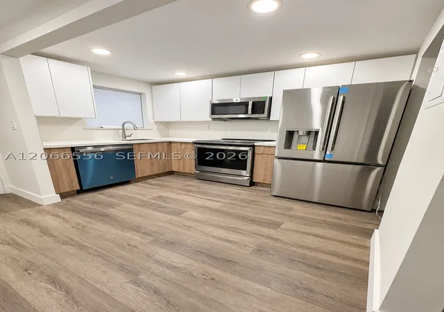 Photo 2 of Condo for sale at 8325 Sunrise Lakes Blvd #112, Sunrise, FL 33322 | MLS# A12066556 | Listing updated on 2026-10-06