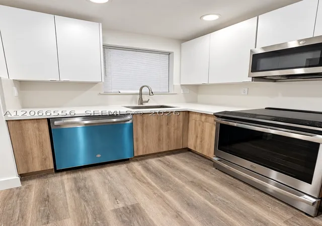 Photo 3 of Condo for sale at 8325 Sunrise Lakes Blvd #112, Sunrise, FL 33322 | MLS# A12066556 | Listing updated on 2026-10-06