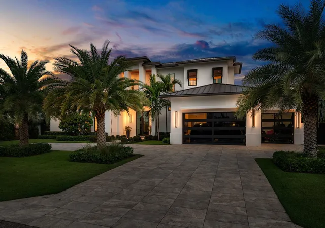 4th image of 830 Lake Shore Dr, Delray Beach, FL 33444 | MLS# B26060938