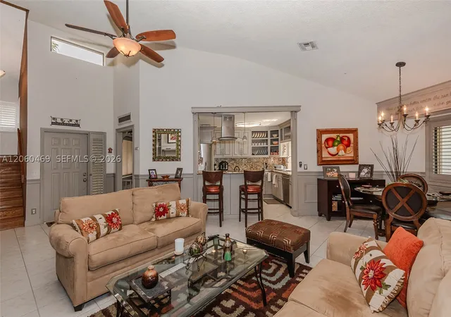Photo 4 of Townhouse for sale at 9204 S Chelsea Dr S, Plantation, FL 33324 | MLS# A12060469 | Listing updated on 2026-08-23