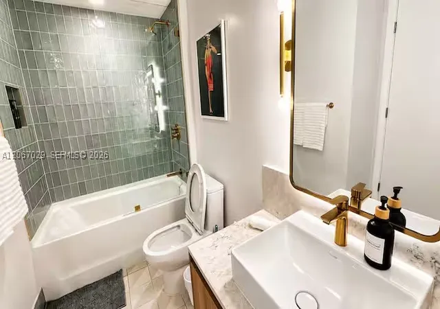 Photo 2 of Condo for sale at 159 Ne 6Th St #3911, Miami, FL 33132 | MLS# A12067029 | Listing updated on 2026-09-30