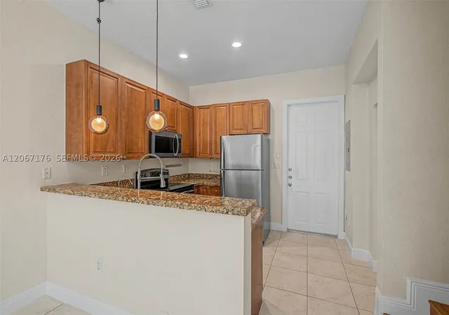 Photo 3 of Condo for sale at 2945 Coconut Ave #1, Miami, FL 33133 | MLS# A12067176 | Listing updated on 2026-10-07