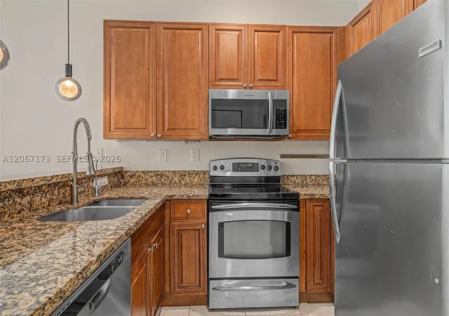 Photo 3 of Condo for sale at 2945 Coconut Ave #2, Miami, FL 33133 | MLS# A12067173 | Listing updated on 2026-10-07