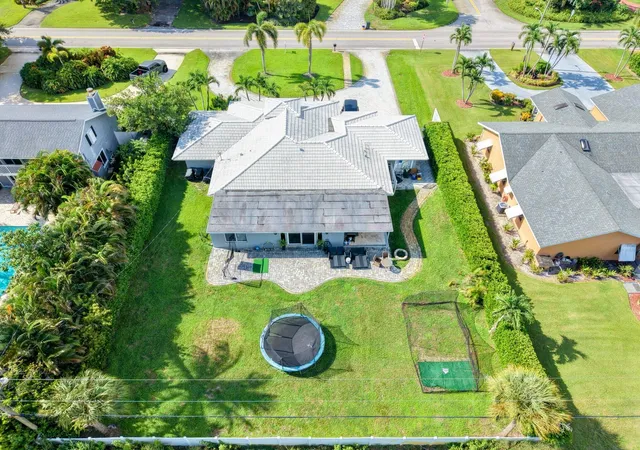 4th image of 3133 Lowson Blvd, Delray Beach, FL 33445 | MLS# B26061481