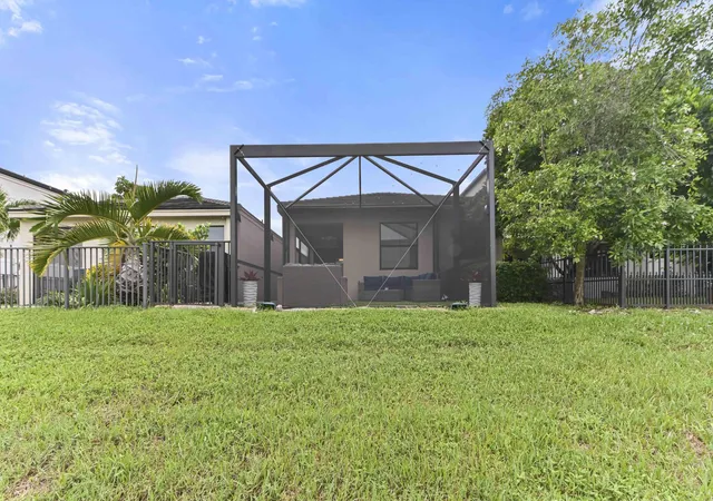 38th image of 355 Nw 33rd Ln, Pompano Beach, FL 33069 | MLS# B26061488