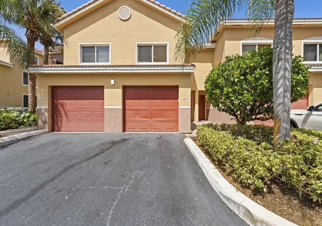 4th image of 1100 Scotia Dr #102, Hypoluxo, FL 33462 | MLS# B26061532