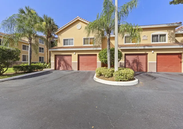 5th image of 1100 Scotia Dr #102, Hypoluxo, FL 33462 | MLS# B26061532