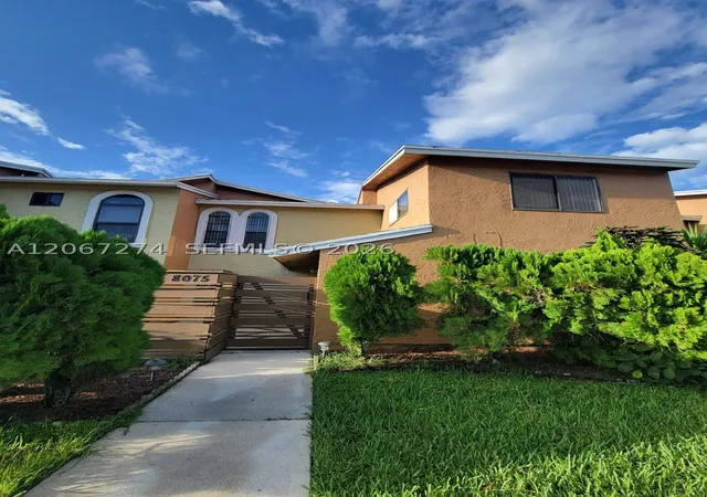 Photo 1 of Townhouse for sale at 8075 Nw 71st Ct, Tamarac, FL 33321 | MLS# A12067274 | Listing updated on 2026-08-26