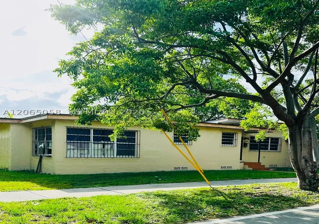 Photo 2 of Single family home for sale at 1300 Sw 58th Ave, West Miami, FL 33144 | MLS# A12065058 | Listing updated on 2026-08-08