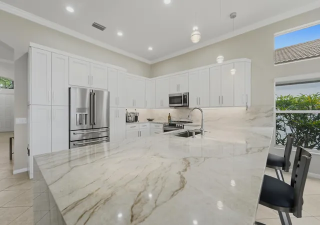 2nd image of 9841 Casa Mar Dr, Lake Worth, FL 33467 | MLS# B26061981