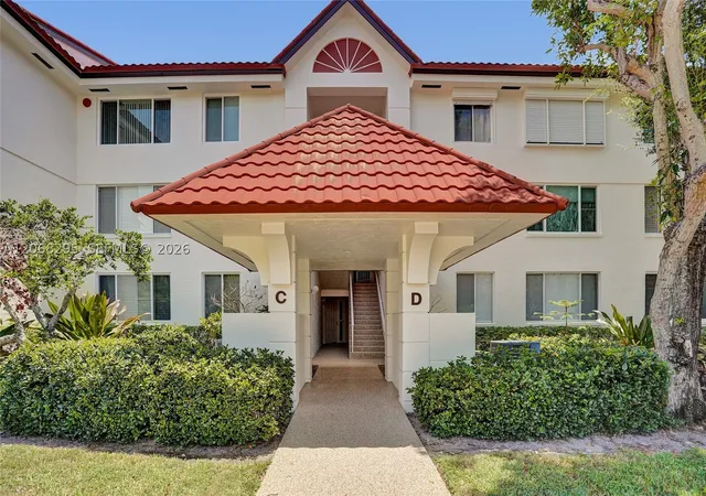 1st image of 102 Half Moon Cir #C3, Hypoluxo, FL 33462 | MLS# A12068295