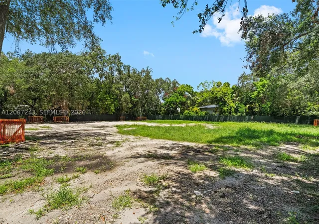 Photo 1 of Land for sale at 6285 Sw 98Th St, Pinecrest, FL 33156 | MLS# A12067243 | Listing updated on 2026-08-18