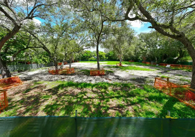 Photo 3 of Land for sale at 6285 Sw 98Th St, Pinecrest, FL 33156 | MLS# A12067243 | Listing updated on 2026-08-18