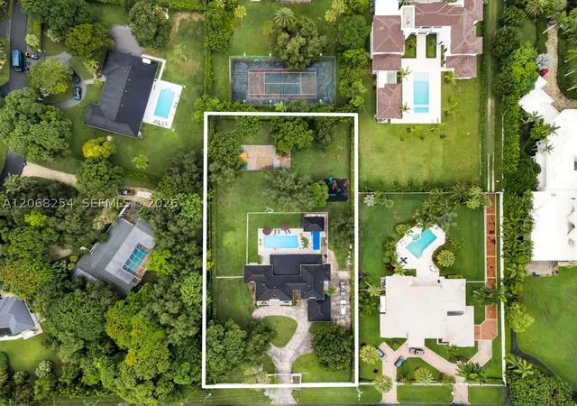 Photo 3 of Mansion for sale at 13880 Sw 68th Ave, Palmetto Bay, FL 33158 | MLS# A12068254 | Listing updated on 2026-08-11