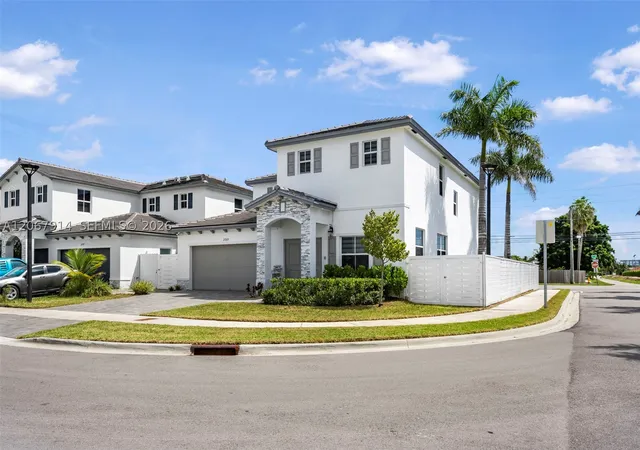 Photo 3 of Single family home for sale at 21189 Sw 127th Ct, Miami, FL 33177 | MLS# A12067914 | Listing updated on 2026-09-25
