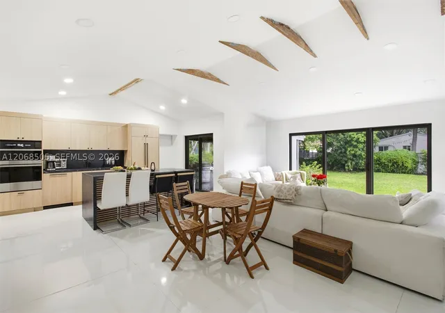 Photo 3 of Single family home for sale at 125 Ne 107th St, Miami Shores, FL 33161 | MLS# A12068505 | Listing updated on 2026-08-11