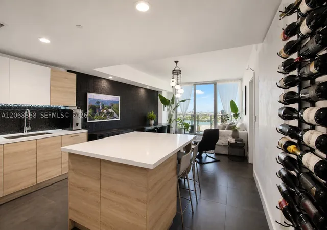 Photo 3 of Condo for sale at 16385 Biscayne Blvd #1920, North Miami Beach, FL 33160 | MLS# A12068868 | Listing updated on 2026-08-11