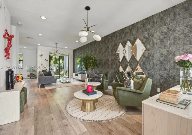 2nd image of 3545 Nw 1st St, Pompano Beach, FL 33069 | MLS# A12068378