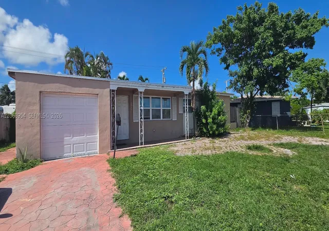 Photo 3 of Single family home for sale at 601 W Sample Rd, Deerfield Beach, FL 33064 | MLS# A12068954 | Listing updated on 2026-08-21