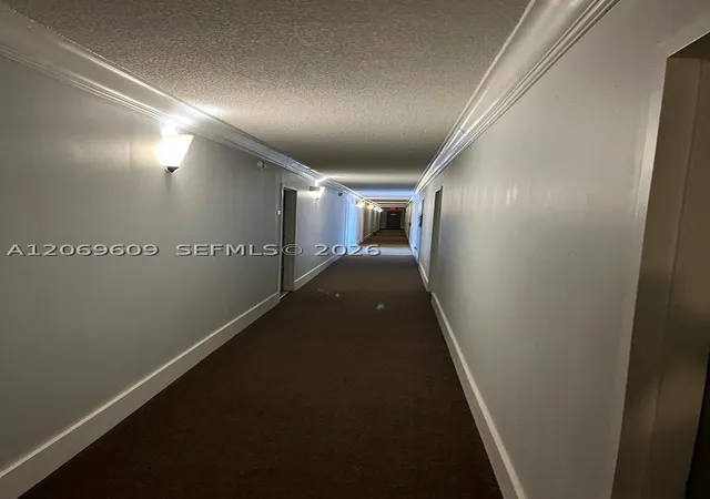 Listing Photo 4 - Condo for sale in building located at 2020 Ne 135Th St, North Miami, FL 33181 - Unit #609