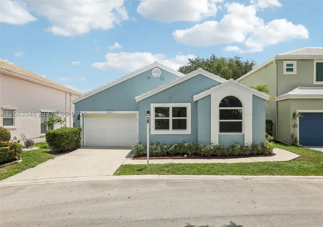 Photo 1 of Single family home for sale at 9613 Nw 8th Cir, Plantation, FL 33324 | MLS# A12063540 | Listing updated on 2026-10-09