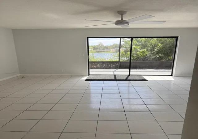4th image of 3830 Davis Rd, Palm Springs, FL 33461 | MLS# B26063307