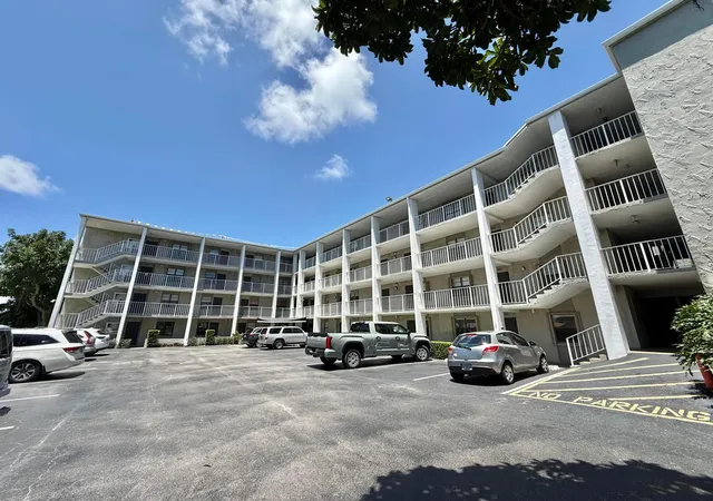 39th image of 501 Sw 11th Pl #205A, Boca Raton, FL 33432 | MLS# B26063340