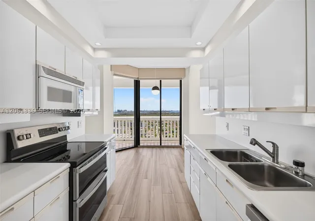 Photo 1 of Condo for sale at 2000 Island Blvd #3008, Aventura, FL 33160 | MLS# A12061336 | Listing updated on 2026-10-01
