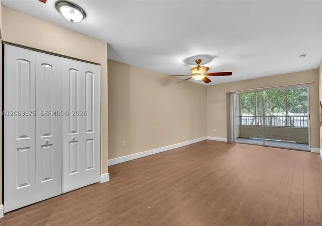 Listing Photo 5 - Condo for sale in building located at 2850 N Oakland Forest Dr, Oakland Park, FL 33309 - Unit #208