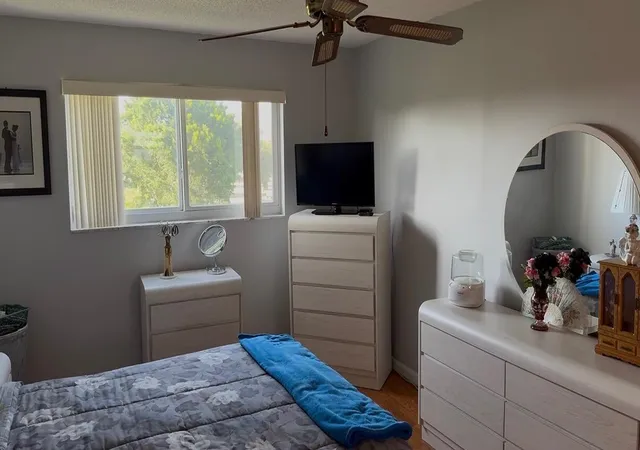 5th image of 725 Lori Dr #313, Palm Springs, FL 33461 | MLS# B26063540