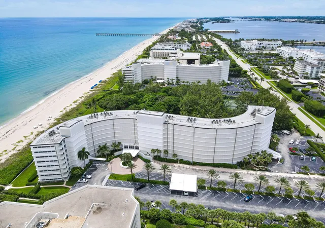 2nd image of 2774 S Ocean Blvd, Palm Beach, FL 33480