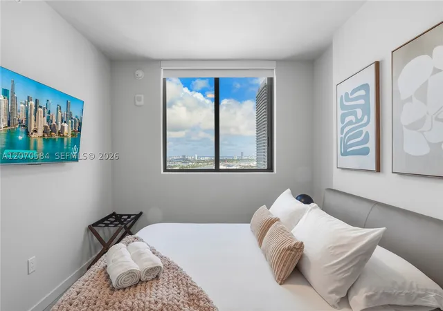 Photo 1 of Condo for sale at 121 Ne 5Th St #3312, Miami, FL 33132 | MLS# A12070584 | Listing updated on 2026-08-17