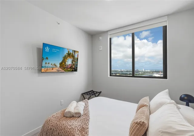 Photo 2 of Condo for sale at 121 Ne 5Th St #3312, Miami, FL 33132 | MLS# A12070584 | Listing updated on 2026-08-17
