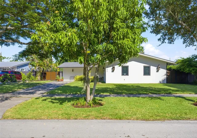 Photo 3 of Single family home for sale at 9780 Bel Aire Dr, Cutler Bay, FL 33157 | MLS# A12070932 | Listing updated on 2026-08-23