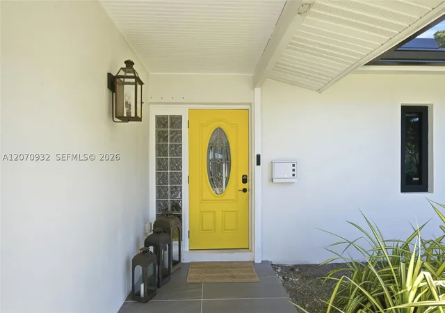 Photo 4 of Single family home for sale at 9780 Bel Aire Dr, Cutler Bay, FL 33157 | MLS# A12070932 | Listing updated on 2026-08-23