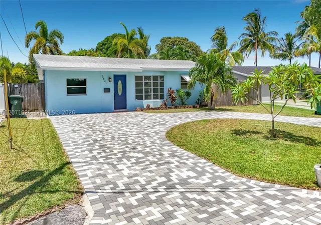 Photo 2 of Single family home for sale at 1841 Nw 33rd Ct, Oakland Park, FL 33309 | MLS# A12071025 | Listing updated on 2026-10-09