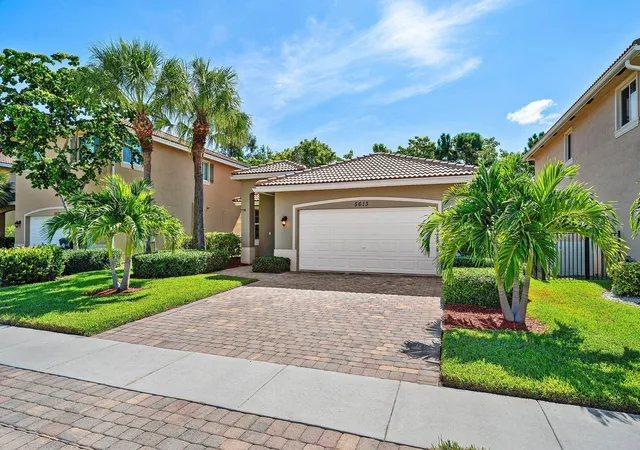 3rd image of FL | 5613 Caranday Palm Dr,FL 33463 | MLS# B26064001