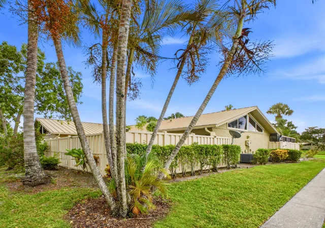 1st image of 5933 Golden Eagle Cir, Palm Beach Gardens, FL 33418 | MLS# B26064062
