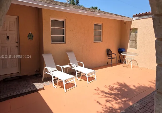 2nd image of 2359 N Wallen Dr, Palm Beach Gardens, FL 33410 | MLS# A12071191