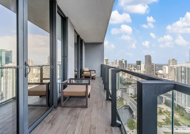 Photo 3 of Condo for sale at 88 Sw 7Th St #3909, Miami, FL 33130 | MLS# A12056892 | Listing updated on 2026-08-14