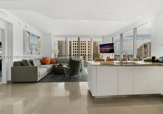 Photo 3 of Condo for sale at 68 Se 6Th St #2101, Miami, FL 33131 | MLS# A12062715 | Listing updated on 2026-08-14